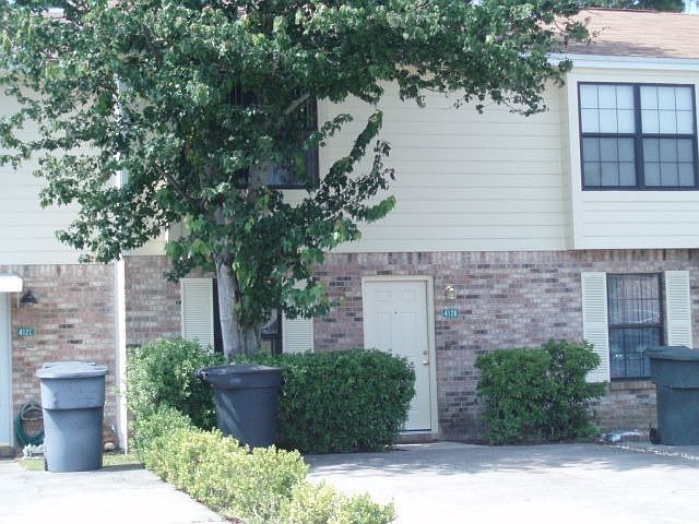 1st image of 412 Odin Ln E #B