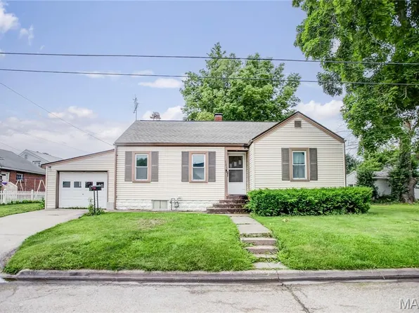 304 State Highway 16, Jerseyville, IL 62052