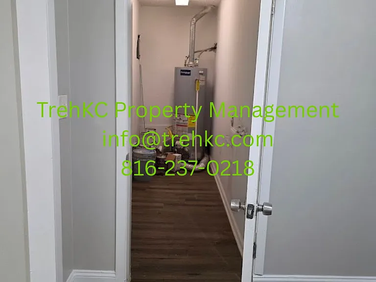 6338 Longwood Ct — Photo 8