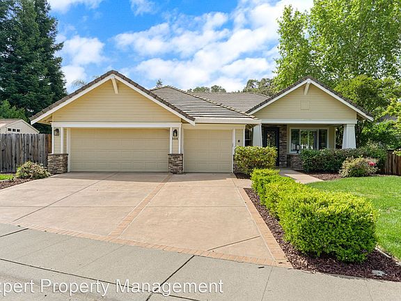 2nd image of 8514 Oakcreek Cove Way