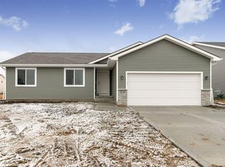 200 Summit Cir NW, Bondurant, IA 50035