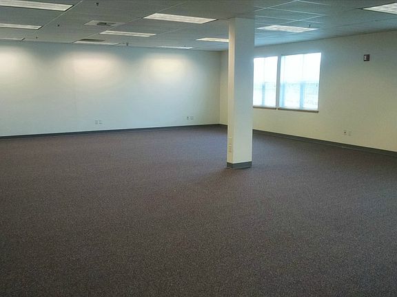 4th image of 702 S Hill Park Dr Ste 206