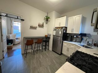 2575 36th St #2, Astoria, NY 11103