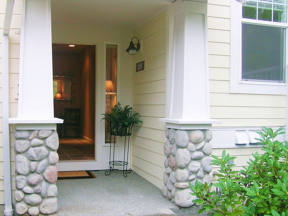 Lovely entry