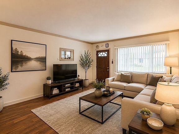 3rd image of 2031 E 54th St #1