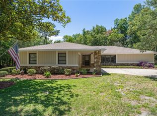 18 Jungleplum Ct E, Homosassa, FL 34446