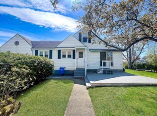 59 Pennington Dr, Burlington, VT 05408
