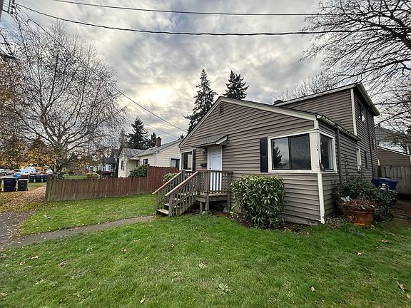 2nd image of 3806 S Asotin St