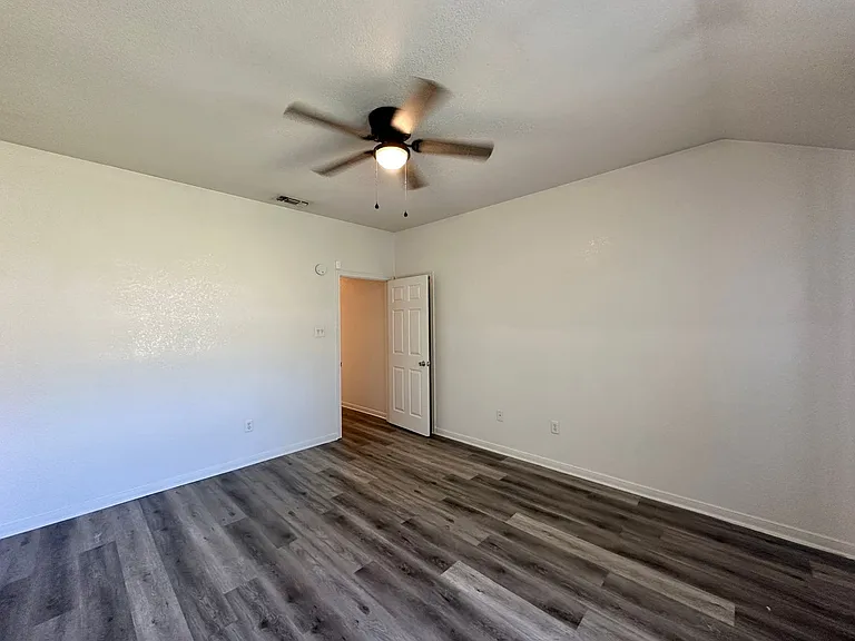 3105 Dannen Court — Photo 26