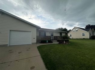 2006 13th Ave, Monroe, WI 53566