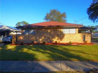 4601 Camelot Dr, New Orleans, LA 70127