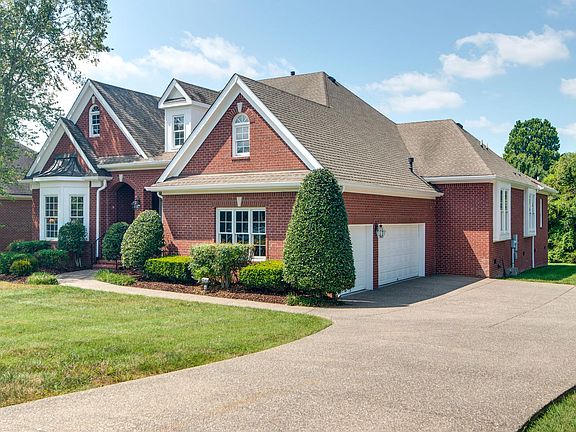 3rd image of 1715 Danforth Park Close