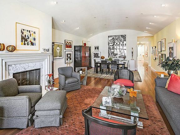 2nd image of 3439 Sacramento St APT 402