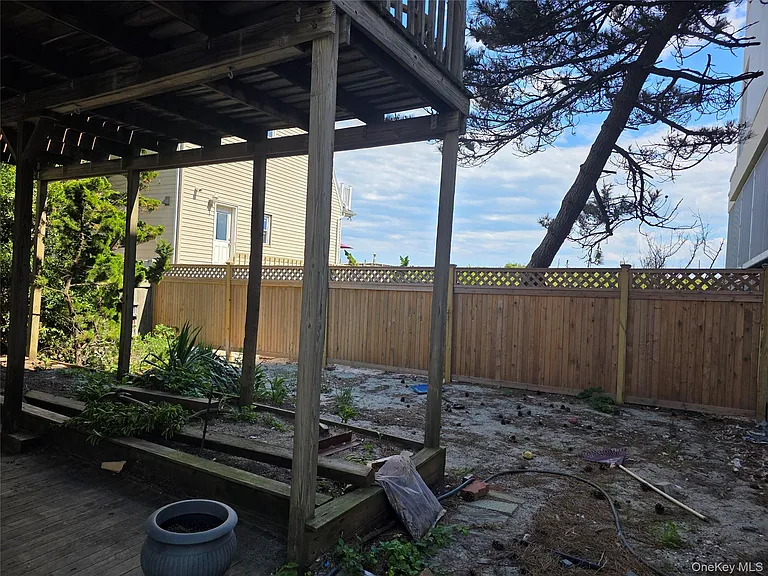 9 Georgia Ave #B — Photo 2