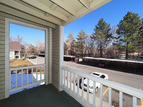 2nd image of 1206 E Waterside Cv APT 21