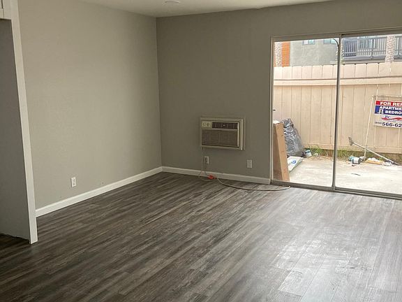 2nd image of 344 Waverly Pl