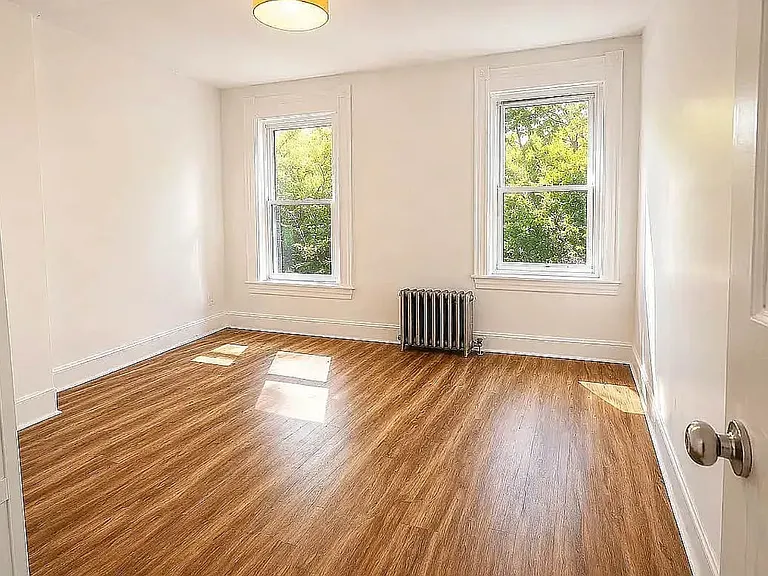 1136 Hancock St #3EE — Photo 6