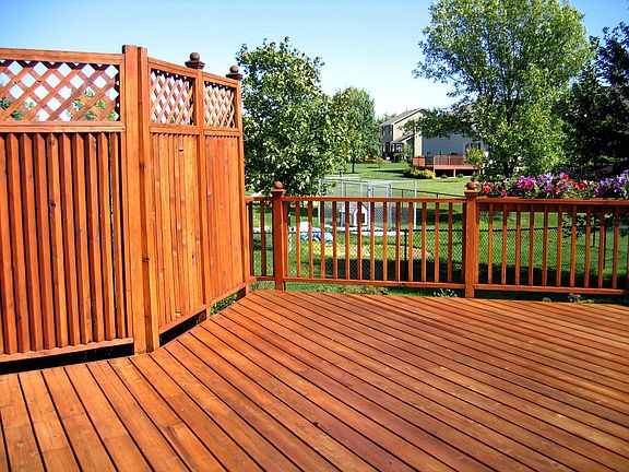 Very large and beautiful deck