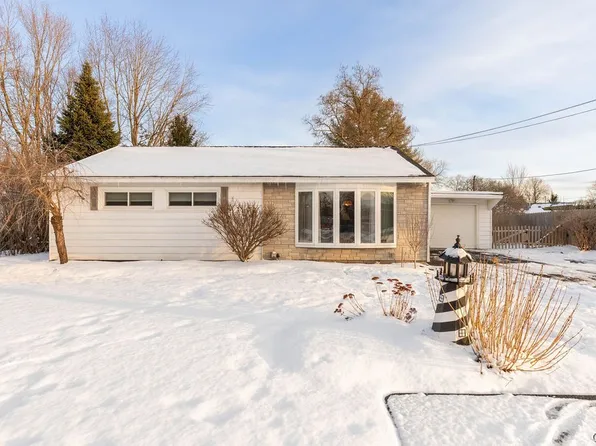 507 S Bay Rd, North Syracuse, NY 13212