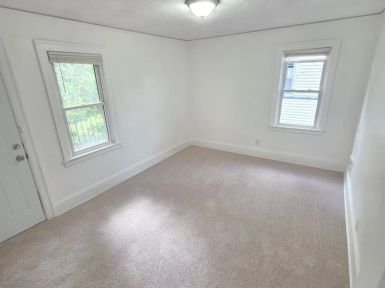 15039 Sorrento St — Photo 28