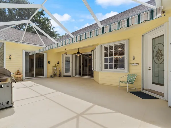 122 Date Palm Drive, Jupiter, FL 33458