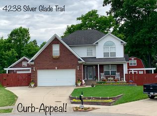4238 Silver Glade Trl, Sellersburg, IN 47172