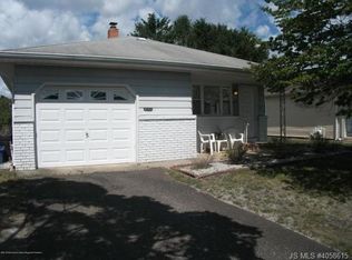 495 Saint Thomas Dr, Toms River, NJ 08757