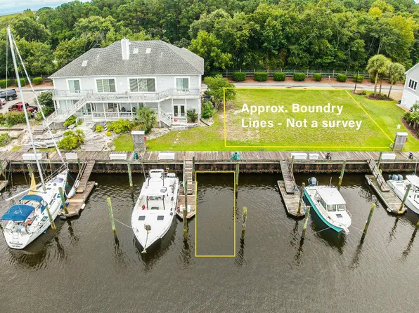 911 Radnor Road, Wilmington, NC 28409