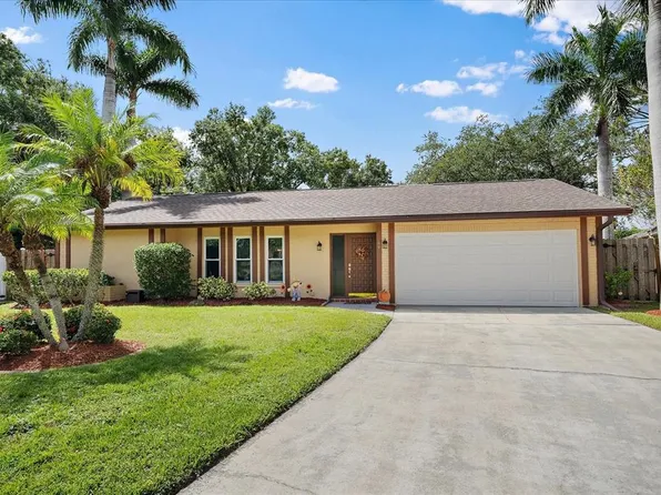 2442 Arborfield Sq, Sarasota, FL 34235