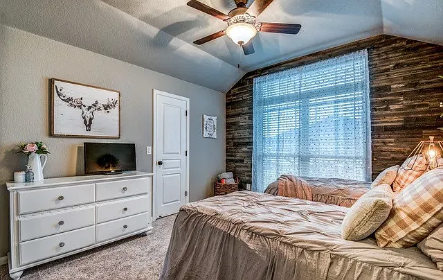 1643 Sun Bay Dr — Photo 15