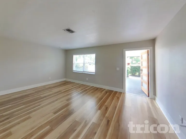 7515 Winging Way Dr — Photo 3