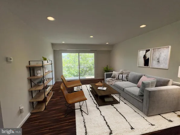 5106 F St SE APT 10, Washington, DC 20019