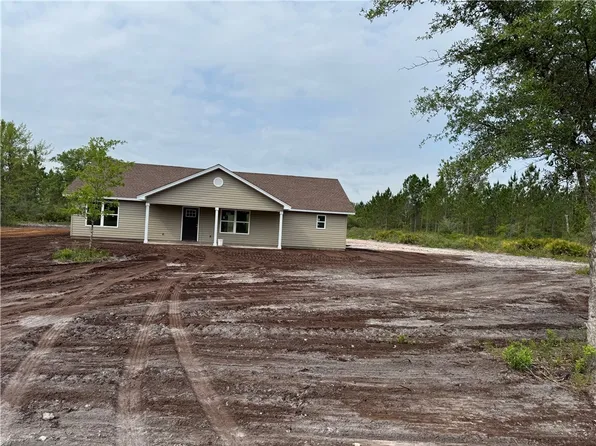 17548 Post Rd S, Waynesville, GA 31566