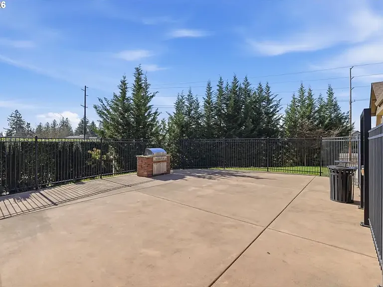 17149 SW Snowdale St #103 — Photo 25
