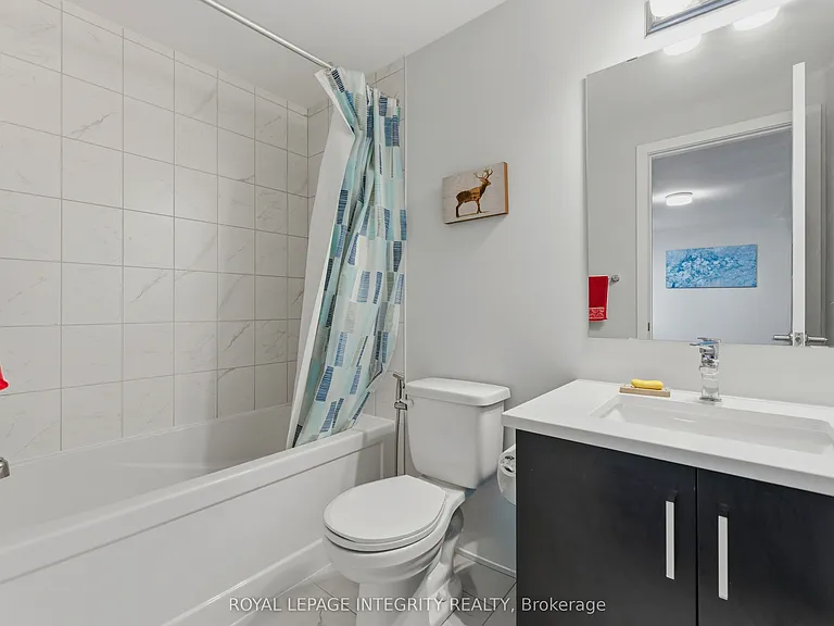 660 Fenwick Way — Photo 35