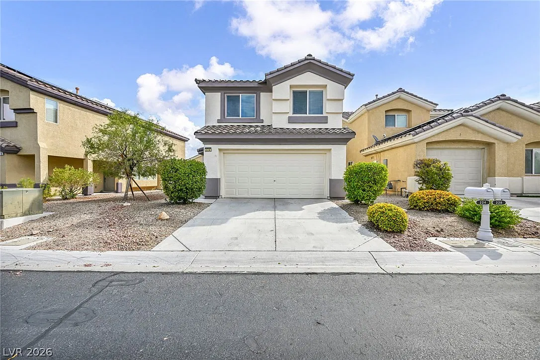 3 bed, 2.5 bath, 1829 sqft, $2,250 — Photo 3