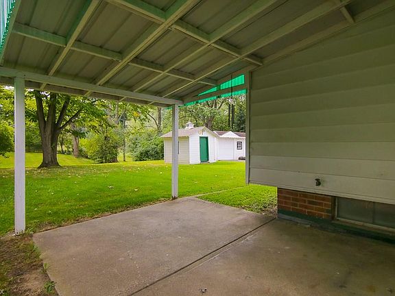 5th image of 186 Talbot Dr