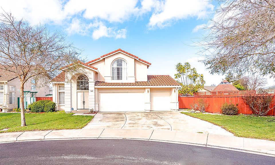 1st image of 32230 Horatio Ct