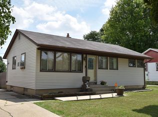7113 W Kathryn Ave, Milwaukee, WI 53218