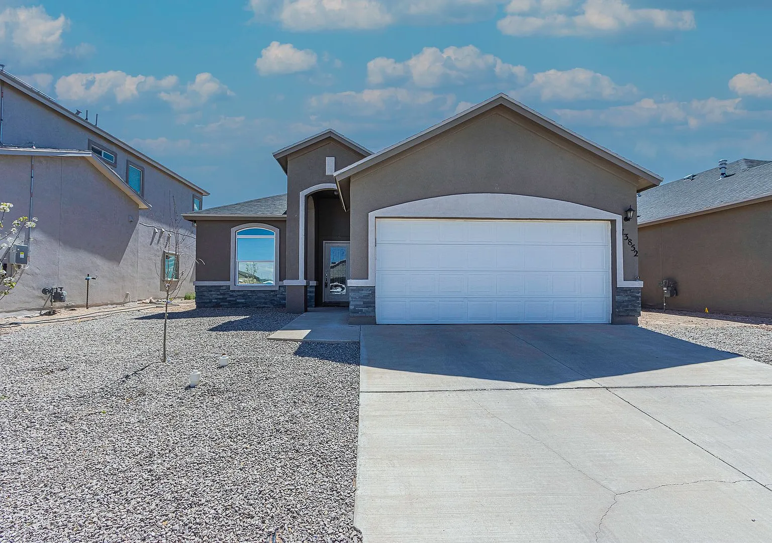 Great home in a great area! — Photo 1