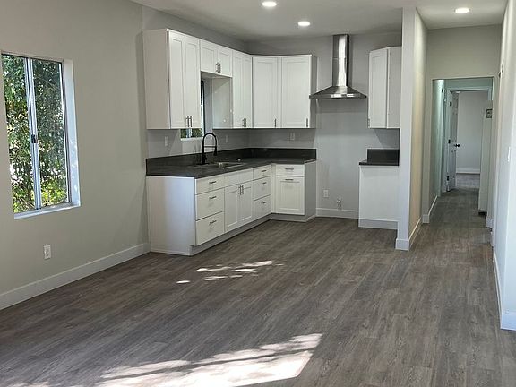 2nd image of 1927 S Claudina Ave #1929-1/2