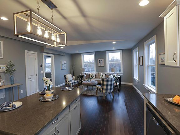 5th image of 89 Canal Street #1