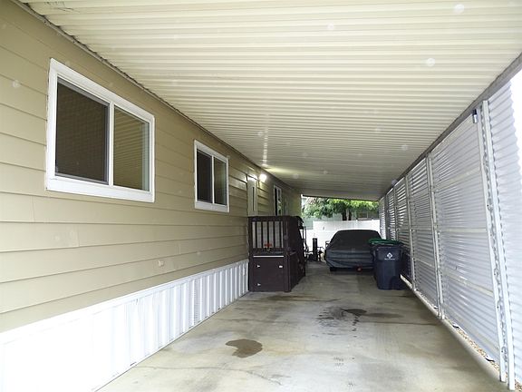 2nd image of 101 Casa Grande Dr