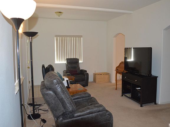 3rd image of 3559 Niblick Dr