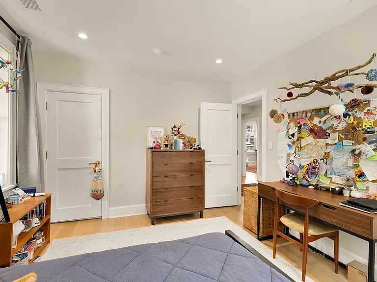 2952 Macomb St NW — Photo 64