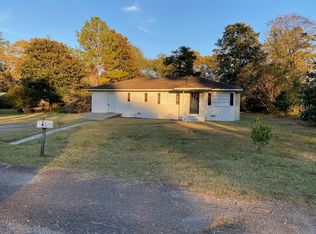 1227 S Gandy St, Poplarville, MS 39470