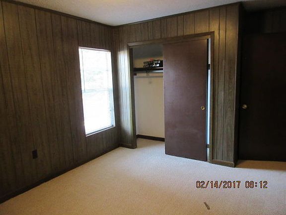 4th image of 414 Corvet St APT A