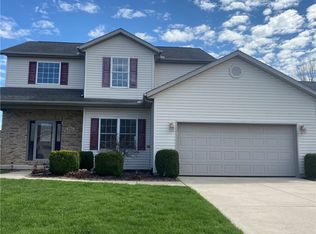 541 N Point Ct, Troy, OH 45373