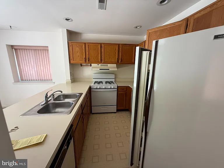 46 Muirfield Dr #D — Photo 7