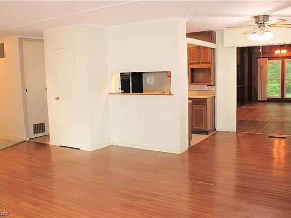 5th image of 12686 Opalocka Dr